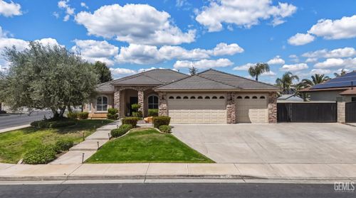 11412 Summit Point Ct, Bakersfield, CA, 93312-6467 | Card Image