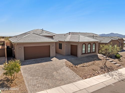 10838 N Cactus Point Dr, Tucson, AZ, 85742-0018 | Card Image