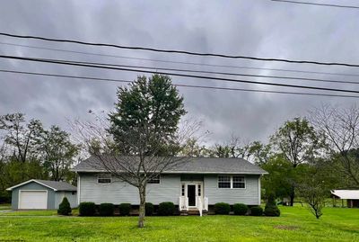 533 Broadway Avenue, House other with 5 bedrooms, 3 bathrooms and 3 parking in Bridgeport WV | Image 2