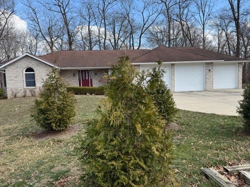 1110 S 2nd St, Effingham, IL, 62401-4070 | Card Image