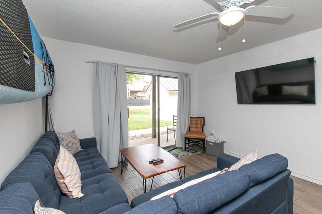 102 - 104 Cove E, Condo with 3 bedrooms, 2 bathrooms and null parking in Horseshoe Bay TX | Image 20