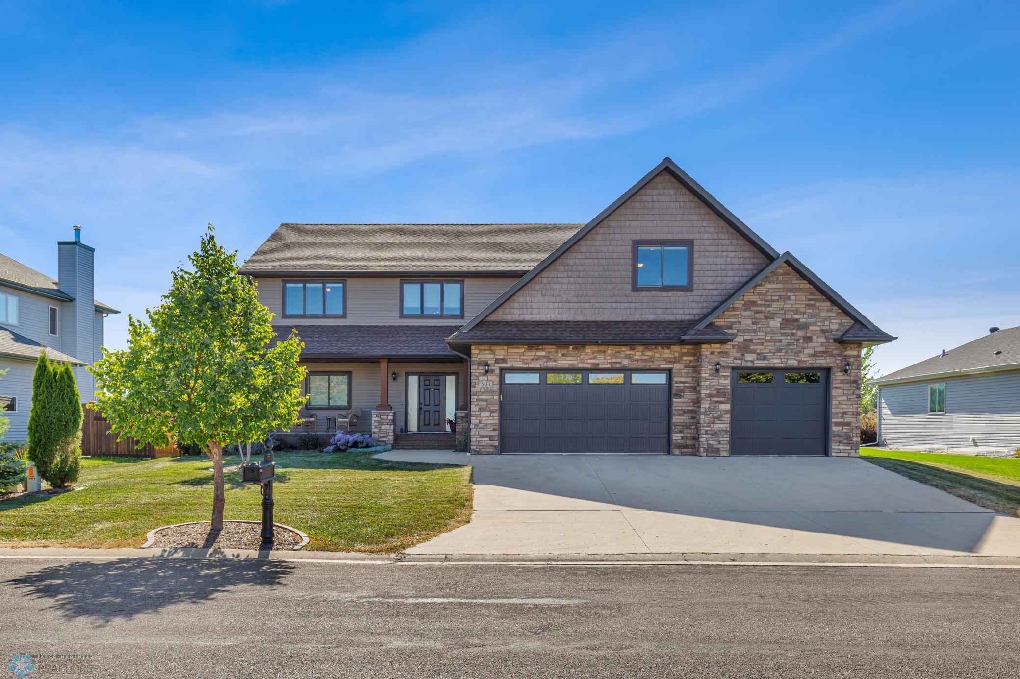 11th Ave, Moorhead, MN 56560