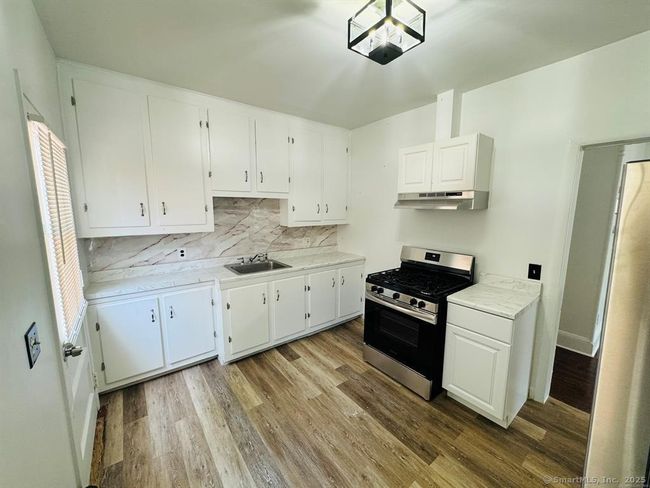 7 Rockwood Ave, Home with 3 bedrooms, 1 bathrooms and null parking in Ansonia CT | Image 13