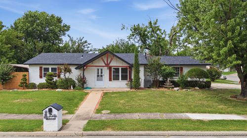 12019 E 37th St, Tulsa, OK, 74146-2828 | Card Image