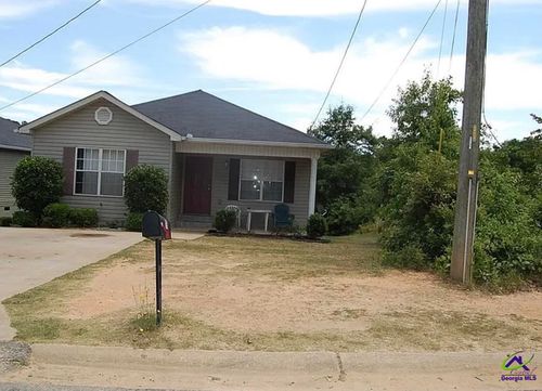 136 Oscar Ct, Warner Robins, GA, 31093-1865 | Card Image