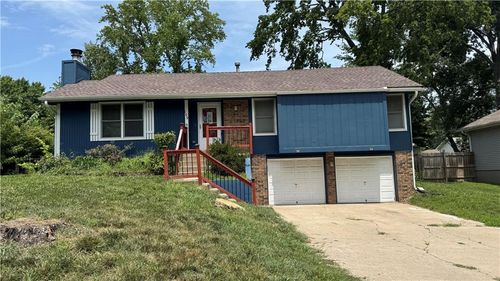 109 Se Rockwood St, Blue Springs, MO, 64014-4024 | Card Image