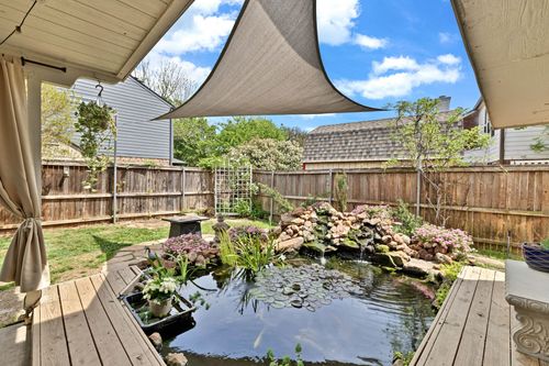 720 Bridget Way, Hurst, TX, 76054-2016 | Card Image