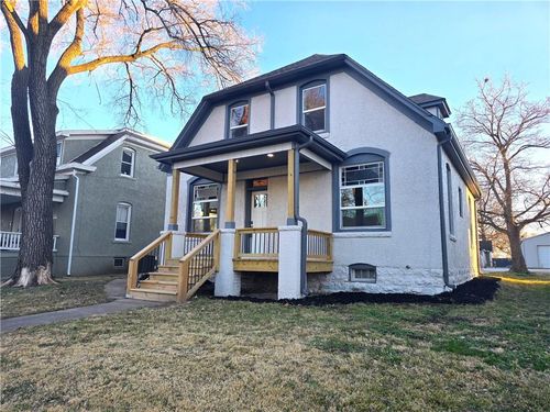 403 W Peoria St, Paola, KS, 66071-1416 | Card Image