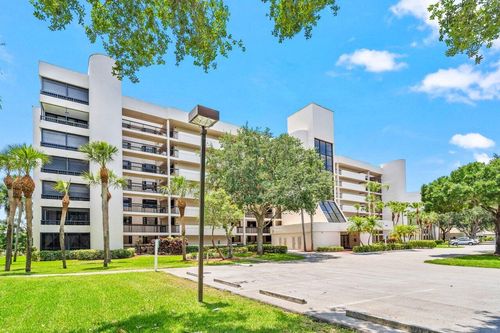apt-302-6320 Boca Del Mar Dr, Boca Raton, FL, 33433-5703 | Card Image