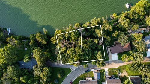 1705 Oakwood Ter, Albert Lea, MN, 56007-4015 | Card Image