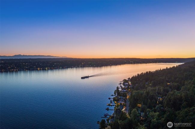 7116 Ne 119 Th Ln, House other with 4 bedrooms, 4 bathrooms and 2 parking in Kirkland WA | Image 40
