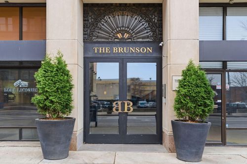 apt-1001-145 N High St, Columbus, OH, 43215-3033 | Card Image