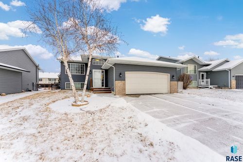 7400 W 53rd St Street, Sioux Falls, SD, 57106 | Card Image