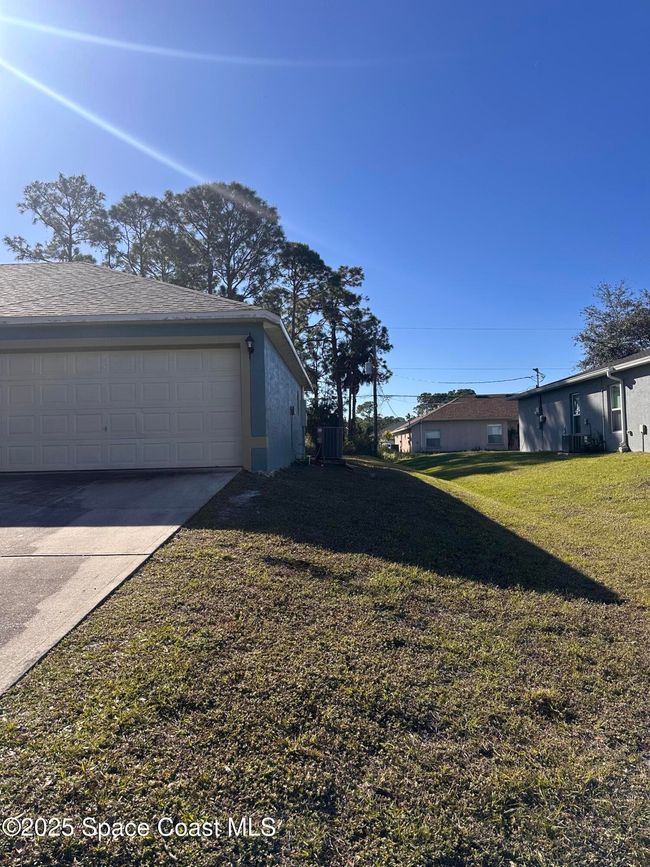 228 Olean St Sw, House other with 3 bedrooms, 2 bathrooms and null parking in PALM BAY FL | Image 17