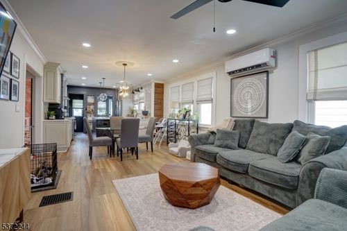 315 Crawford Ter, Union, NJ, 07083-9005 | Card Image