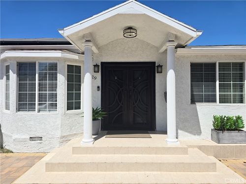 6429 Camellia Ave, North Hollywood, CA, 91606-2610 | Card Image