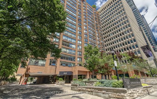 702-62 Wellesley St W, Toronto, ON, M5S2X3 | Card Image