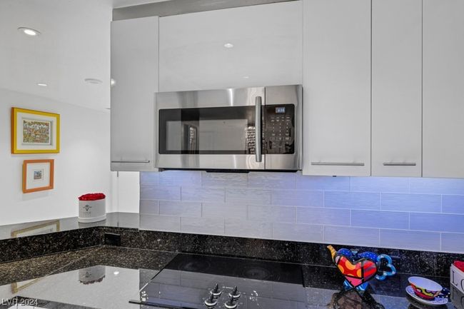 UNIT-3409 - 2700 Las Vegas Blvd S, Condo with 2 bedrooms, 3 bathrooms and null parking in Las Vegas NV | Image 17