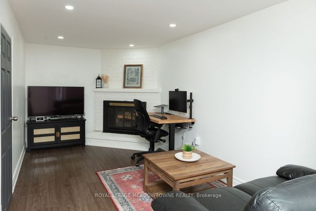32 Clarridge Crt, House other with 4 bedrooms, 3 bathrooms and 2 parking in Brampton ON | Image 23