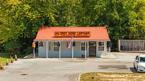 1108 Main St, Munfordville, KY, 42765-9432 | Card Image