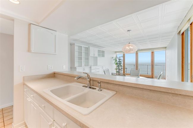 Kitchen with an ocean view | Image 10