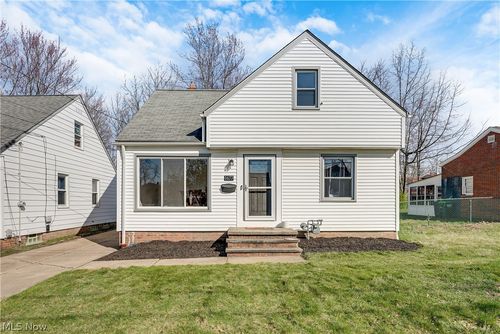 1677 Douglas Road, Wickliffe, OH, 44092 | Card Image
