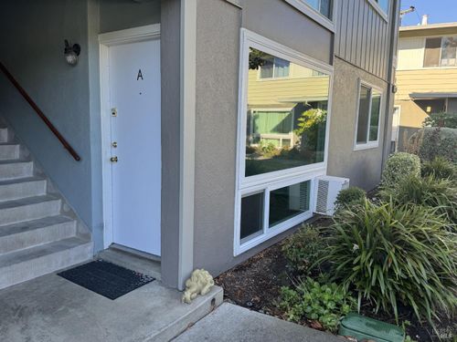 apt-a-A Los Gamos Rd, San Rafael, CA, 94903-2515 | Card Image