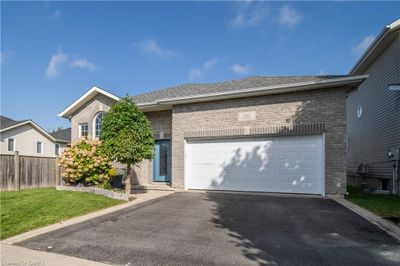 1142 Deerfield Dr, House other with 4 bedrooms, 3 bathrooms and 4 parking in Kingston ON | Image 3