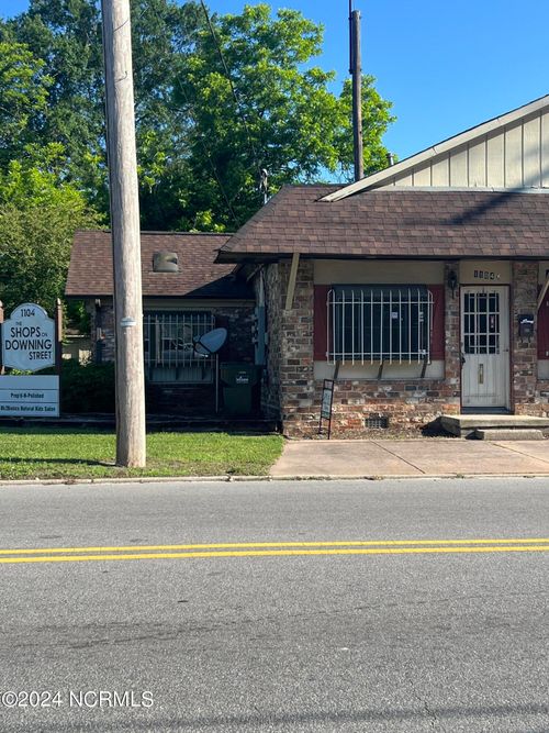 c-1104 Downing St Sw, Wilson, NC, 27893-5765 | Card Image