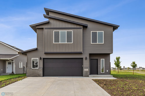 6041 79th Ave S, Horace, ND, 58047-5522 | Card Image