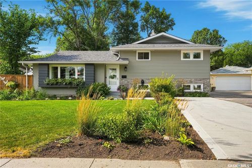 2524 Grant Rd, Regina, SK, S4S5E6 | Card Image