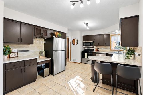 12611 Monterey Ave S, Savage, MN, 55378-1521 | Card Image