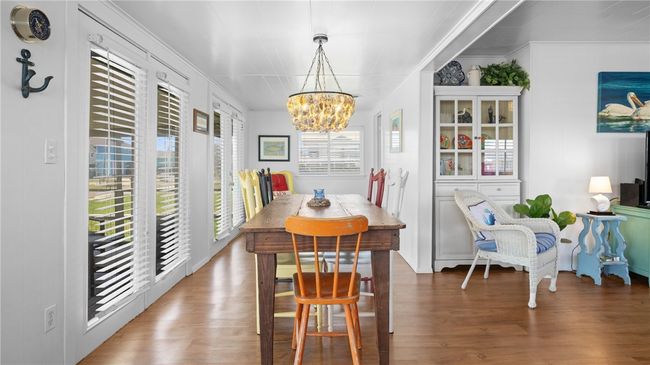 1127 S Live Oak St, House other with 2 bedrooms, 2 bathrooms and null parking in Rockport TX | Image 4
