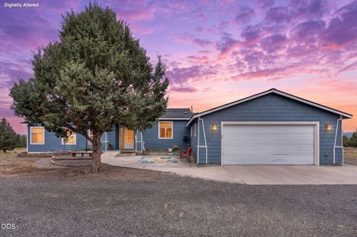 5555 Se Jerry Dr, Prineville, OR, 97754-8892 | Card Image