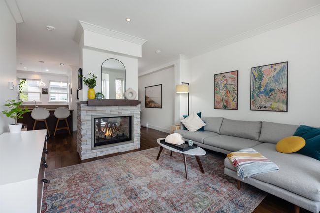 10 - 897 Premier St, Townhouse with 4 bedrooms, 2 bathrooms and 2 parking in North Vancouver BC | Image 4