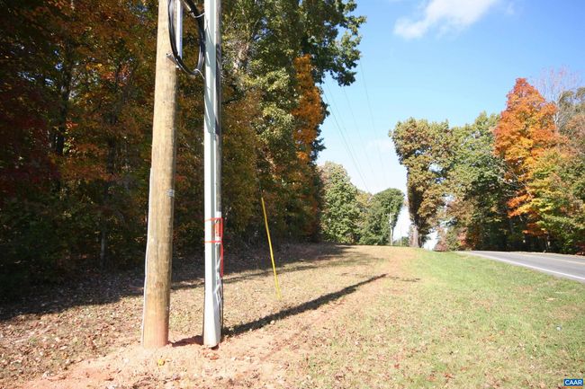 1367 S Constitution Rte, House other with 4 bedrooms, 1 bathrooms and null parking in DILLWYN VA | Image 38