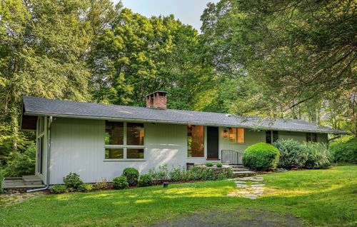 60 Ferry Bridge Rd, Washington, CT, 06793-1407 | Card Image