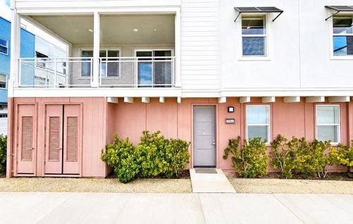 9584 Seawind Way, Newark, CA, 94560-7342 | Card Image