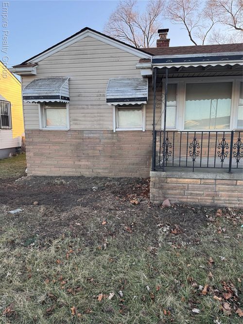 16813 Tireman St, Detroit, MI, 48228-3683 | Card Image