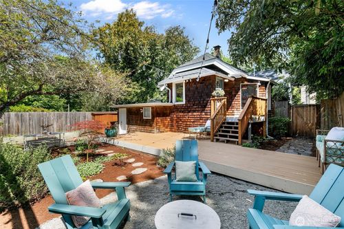 7141 47th Ave Sw, Seattle, WA, 98136-2072 | Card Image