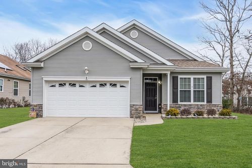2 Daffodil Dr, TUCKERTON, NJ, 08087-4064 | Card Image