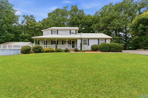 585 Bell Point Rd, Laceys Spring, AL, 35754-6509 | Card Image