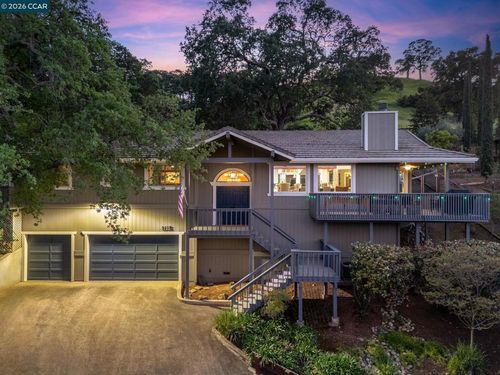 5795 Lewis Way, Concord, CA, 94521-4827 | Card Image