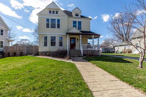 504 Stilson St, Earlville, IL, 60518-6308 | Card Image