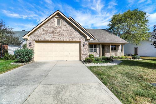 10612 Prestbury Dr, Indianapolis, IN, 46236-8201 | Card Image