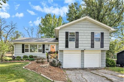 3805 E Red Bridge Road, House other with 5 bedrooms, 2 bathrooms and null parking in Kansas City MO | Image 1