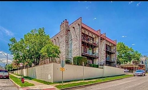 apt-b-111 E 50th St, Kansas City, MO, 64112-2619 | Card Image