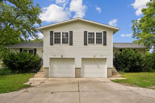 205-203-205 N Hackett Rd, Waterloo, IA, 50701-1128 | Card Image