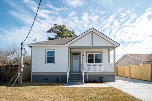 2917 Palmetto St, Chalmette, LA, 70043-3042 | Card Image