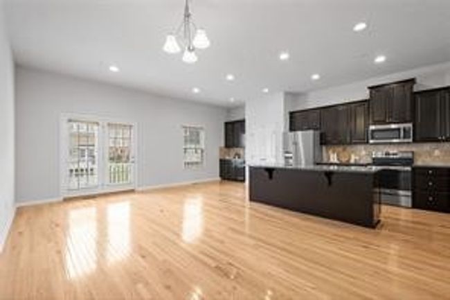 258 Venango Trl, Townhouse with 3 bedrooms, 3 bathrooms and 2 parking in Mars PA | Image 17